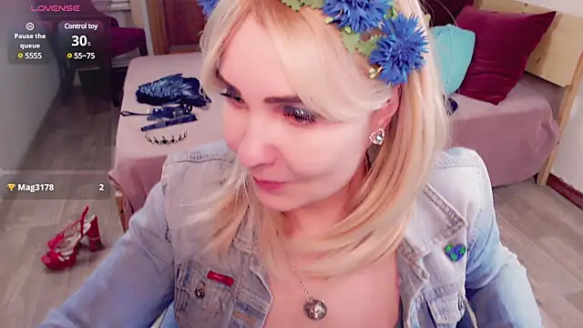  unique cam  online show from February 2025 12:02:02 PM