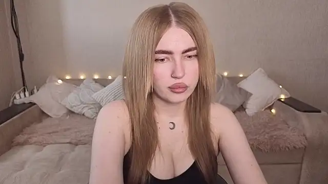 ViolettaLopez online show from June 2026 11:21:01 AM