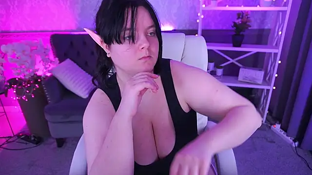 LittleShyy online show from March 2026 02:01:01 PM