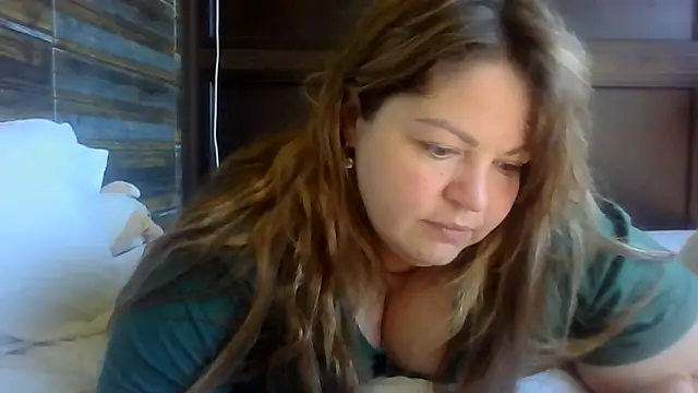 Snapshot of cute__cherry chatting on June 2026 06:29:02 AM cute cherry online show from June 2026 06:29:02 AM