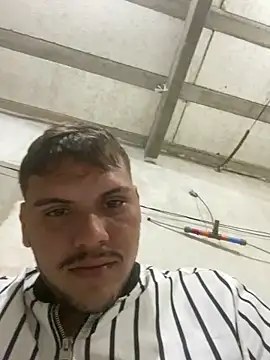 Snapshot of cf27 chatting on March 2026 04:07:01 AM cf27 online show from March 2026 04:07:01 AM