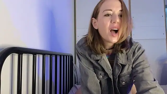 TopsyWilde online show from March 2026 08:25:01 AM