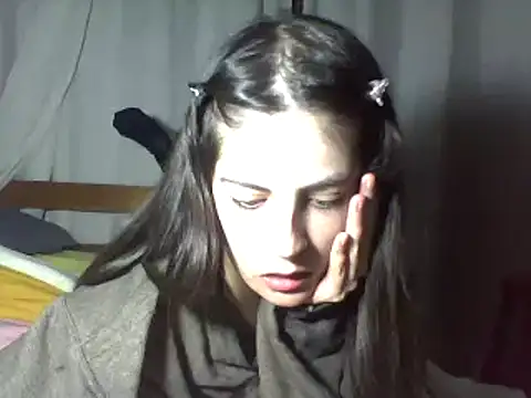 Insomniacl online show from April 2026 03:32:02 AM