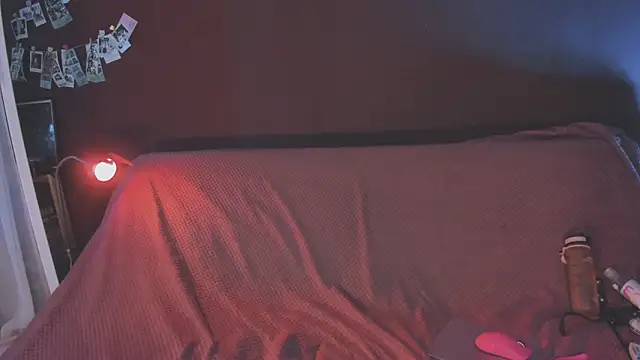 juby yuby online show from March 2026 12:05:01 PM