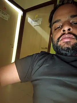 yashu9 online show from March 2026 11:08:01 PM