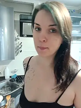 Snapshot of LazyTanukii chatting on November 2025 06:25:02 AM LazyTanukii online show from November 2025 06:25:02 AM