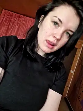 Snapshot of LazyTanukii chatting on February 2026 03:21:01 AM LazyTanukii online show from February 2026 03:21:01 AM