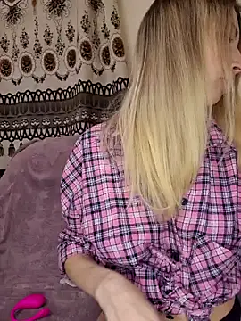 MissisMilk online show from January 2025 08:47:01 PM