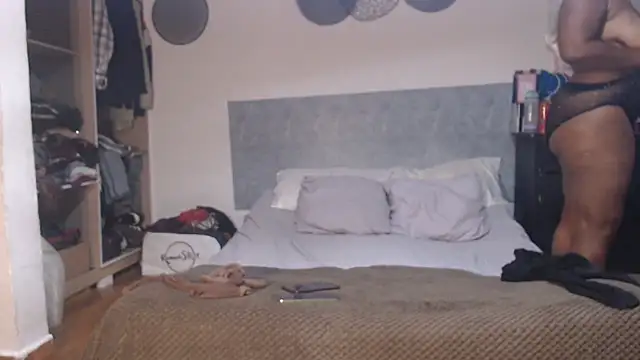 sharom smith1 online show from March 2026 11:23:01 PM