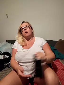 winniess40 online show from April 2026 02:48:01 AM