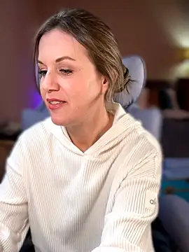 MaiseKnox online show from March 2026 07:55:02 PM