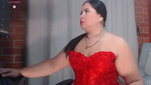 AGATHAA WHITE online show from March 2026 10:32:02 AM