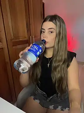 Miss valeriaa online show from March 2026 09:43:01 PM