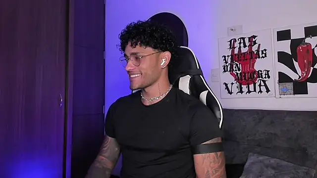 Alessandro Vanni online show from March 2026 02:27:02 AM