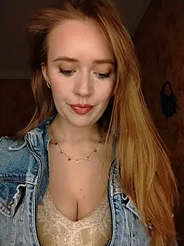 PrettieKate online show from April 2026 05:17:01 PM