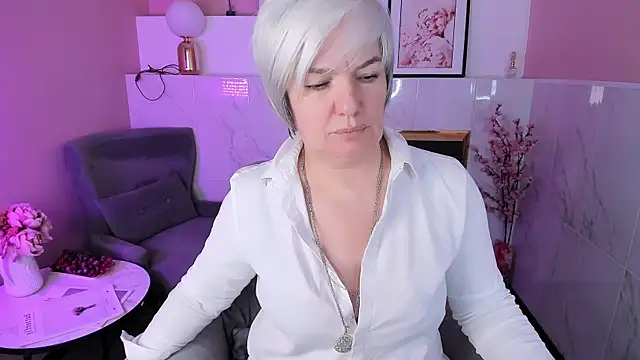 CarmenSoft online show from April 2026 07:45:01 AM