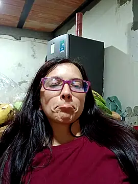 Perladulce online show from May 2026 04:37:02 PM