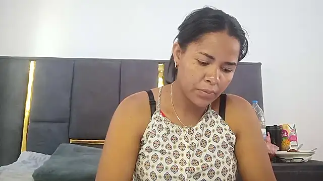 aleixane online show from February 2026 07:05:01 AM