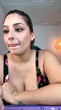 YummyAnna  online show from June 2026 08:32:02 PM