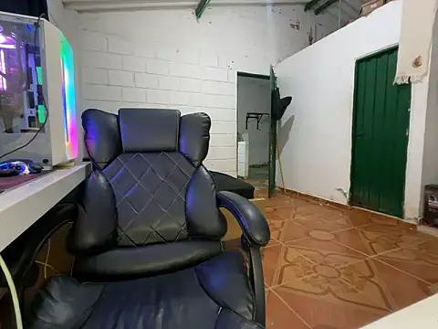 Max TheHorseDick online show from March 2026 11:42:02 PM