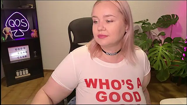 Snapshot of MargotGrey chatting on July 2026 06:34:02 PM MargotGrey online show from July 2026 06:34:02 PM