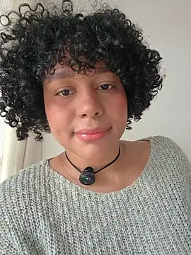 Snapshot of Electric_bae chatting on February 2026 02:15:02 PM Electric bae online show from February 2026 02:15:02 PM