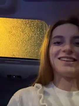 Snapshot of -AngelAri- chatting on January 2025 08:54:01 PM -AngelAri- online show from January 2025 08:54:01 PM