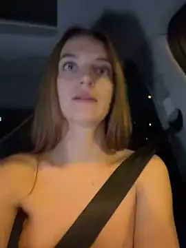 Snapshot of -AngelAri- chatting on February 2025 10:14:02 PM -AngelAri- online show from February 2025 10:14:02 PM