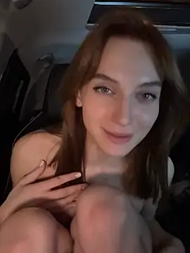 Snapshot of -AngelAri- chatting on February 2025 09:38:02 PM -AngelAri- online show from February 2025 09:38:02 PM