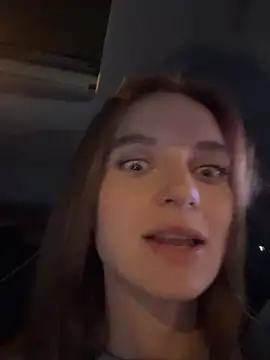 Snapshot of -AngelAri- chatting on February 2025 11:26:01 PM -AngelAri- online show from February 2025 11:26:01 PM