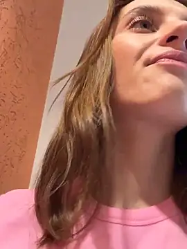 Snapshot of -AngelAri- chatting on February 2025 09:11:01 AM -AngelAri- online show from February 2025 09:11:01 AM