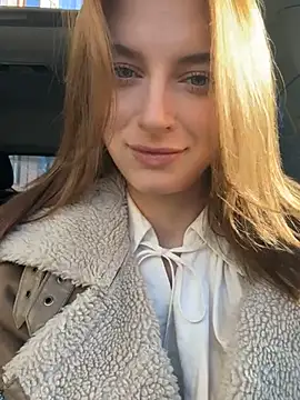 Snapshot of -AngelAri- chatting on March 2025 09:02:01 AM -AngelAri- online show from March 2025 09:02:01 AM