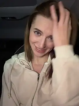 Snapshot of -AngelAri- chatting on March 2025 09:21:01 AM -AngelAri- online show from March 2025 09:21:01 AM