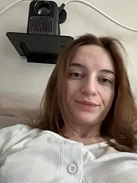 Snapshot of -AngelAri- chatting on March 2025 10:57:01 AM -AngelAri- online show from March 2025 10:57:01 AM