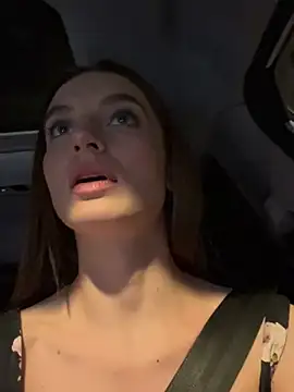 Snapshot of -AngelAri- chatting on March 2025 09:10:02 PM -AngelAri- online show from March 2025 09:10:02 PM