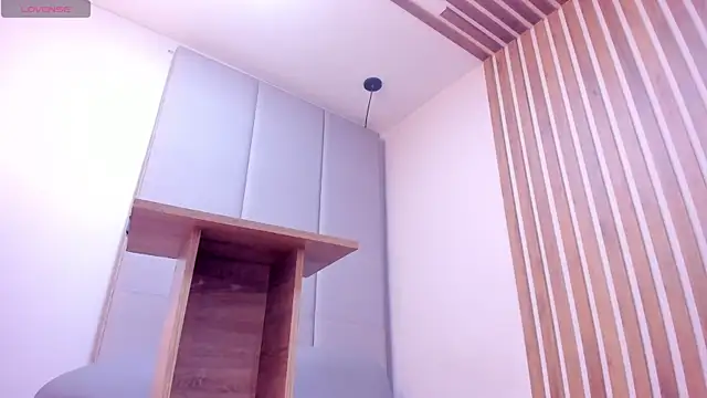 AlishaPalmer online show from October 2025 12:05:02 PM