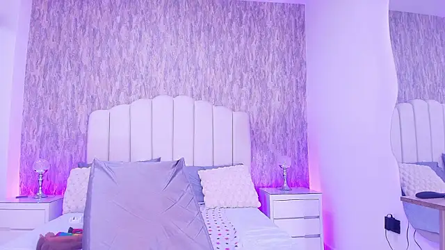 raven lilith  online show from March 2026 03:11:01 AM