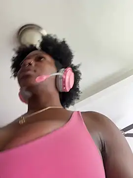 mochamimi online show from April 2026 06:19:02 PM