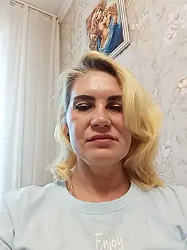 Snapshot of JennyOMay chatting on June 2026 03:55:01 AM JennyOMay online show from June 2026 03:55:01 AM