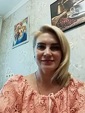 Snapshot of JennyOMay chatting on June 2026 04:32:02 AM JennyOMay online show from June 2026 04:32:02 AM