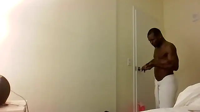 Maculine Stayr online show from April 2026 06:49:02 AM