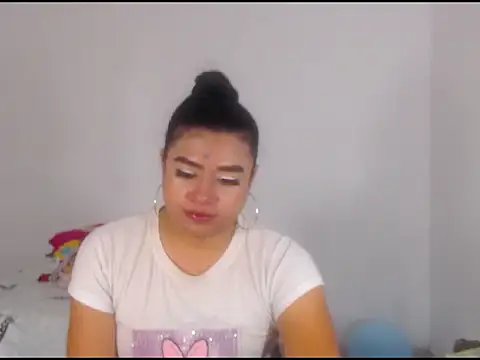 katrinawillff online show from March 2026 04:46:02 PM