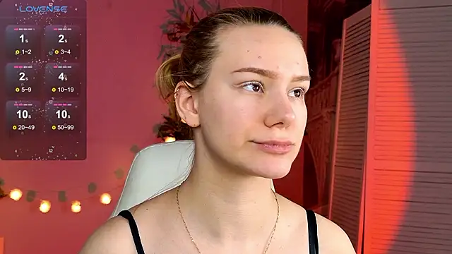 Ramona    online show from March 2026 06:19:02 AM