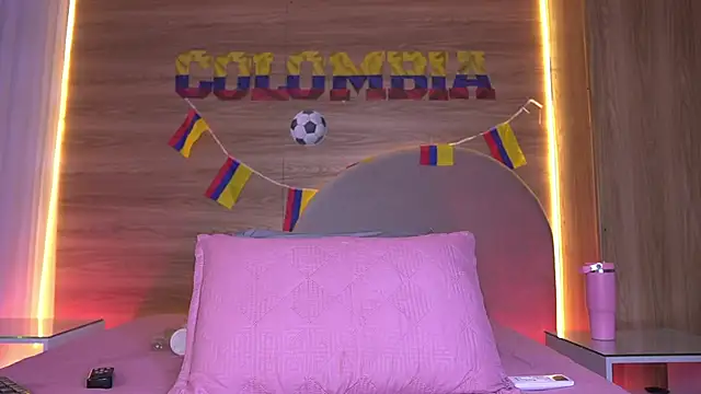 alexaa walker online show from July 2026 12:00:01 PM