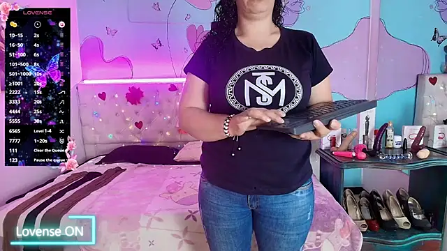 Snapshot of Zaly_mature chatting on June 2026 10:01:02 PM Zaly mature online show from June 2026 10:01:02 PM