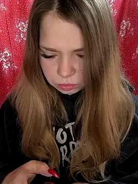 Zuli Kiska online show from February 2026 11:55:02 PM