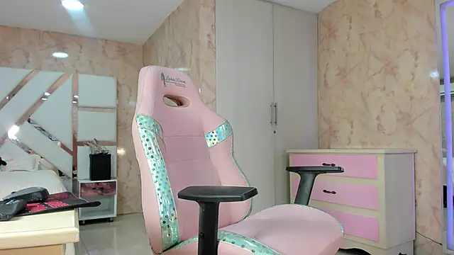 WowAna online show from March 2025 12:15:02 PM