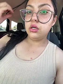 MileyGia online show from March 2026 06:56:02 PM