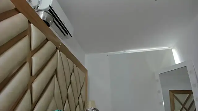 briana wonder69xxx online show from April 2026 02:45:02 PM