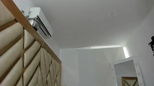 briana wonder69xxx online show from April 2026 02:40:01 PM